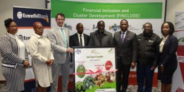 Ministers Neal Rijkenberg and Jabulani Mabuza pose with ESNAU leadership, CFI management and Senior Government officials during the launch of three financial inclusion products on Tuesday, 16th May 2023. Photo: Eswatini Government