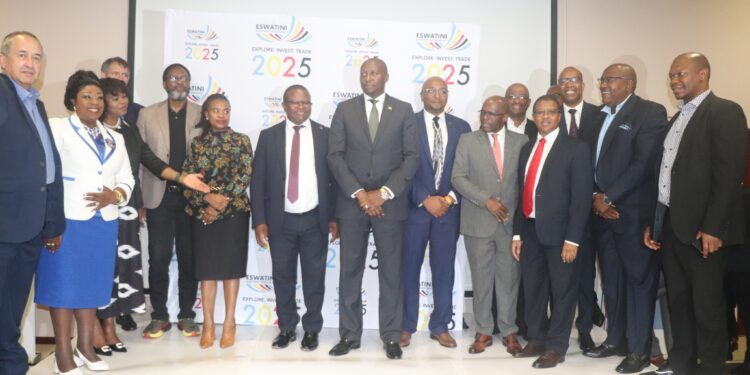 The Prime Minister Russell MmisoDlamini (middle) takes a moment to pose for photographs with some participants of the Eswatini Investment Conference launch.