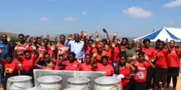 Minister S’khumbuzo Dlamini hands over E130,000 worth of supplies to the Phatfwakahle Multipurpose Cooperative in Gege Inkhundla.