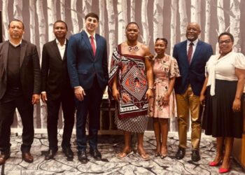 Eswatini energy minister meets with Jampur Group to discuss energy security and partnership opportunities.