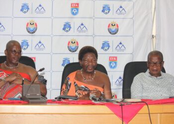 Ingwenyama Cup Chairman Prince Hlangabeza announcing the Ingwenyama Cup final date, flanked by Kings Office's Mbongeni Simealane and PLE CEO Polycarp Dlamini.