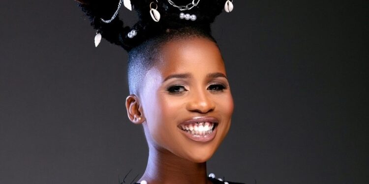 Lwah The Ndlunkulu