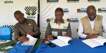 Officials during the launch of the 50-hectare bean project at Paradise Farm, Shiselweni.