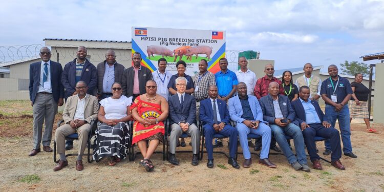 Minister of Agriculture inaugurates the Nucleus Farm to boost pig breeding in Eswatini.