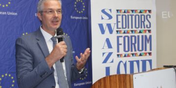 EU Ambassador to Eswatini, Karsten Mecklenburg, with local journalists and media practitioners during the 2025 World Press Freedom Day commemoration at Mountain View Hotel in Mbabane.