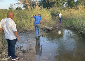 Technical experts from Eswatini, Mozambique, and South Africa assess potential groundwater sites during a joint mission to Catuane District on 12 May 2025.