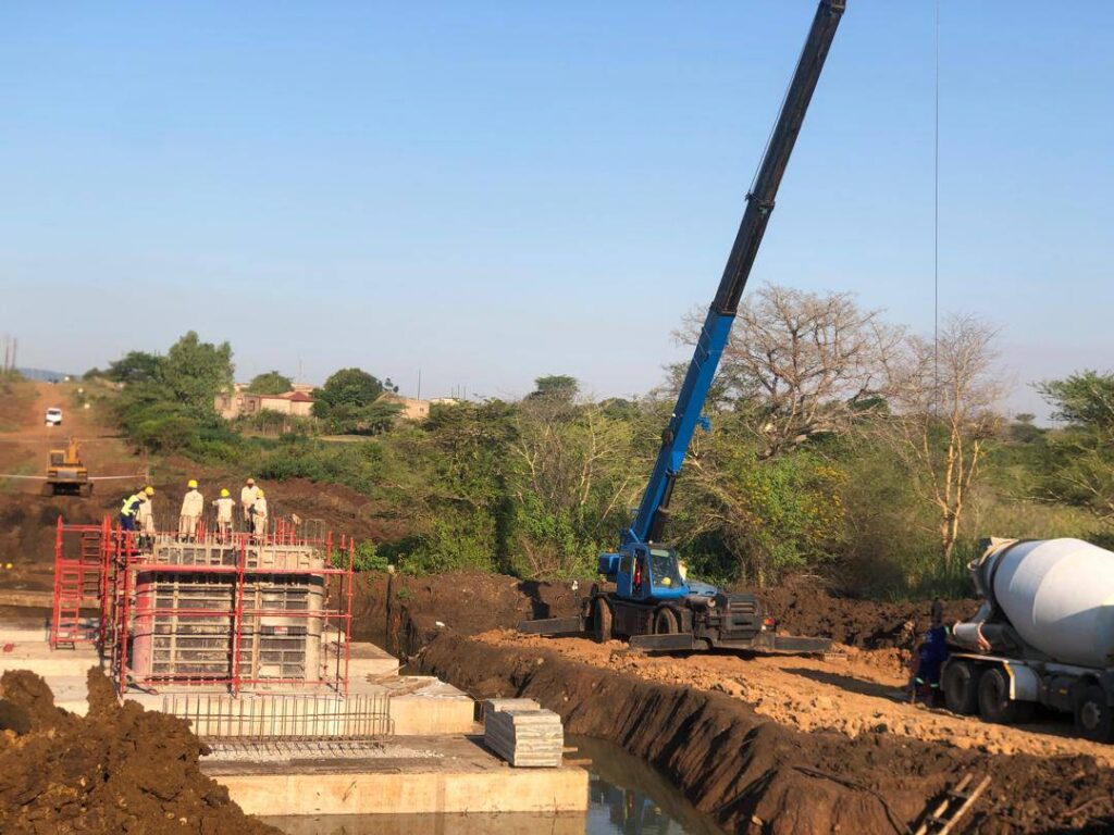 Ongoing construction of the KaLokhayiza Pier Bridge along the D89 road, expected to boost connectivity between KaLanga and Jabula.