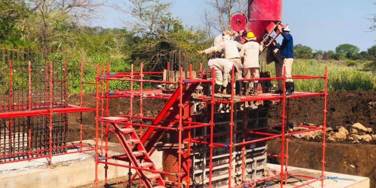 Ongoing construction of the KaLokhayiza Pier Bridge along the D89 road, expected to boost connectivity between KaLanga and Jabula.