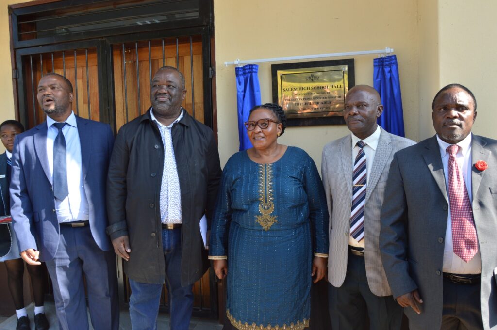 Deputy Prime Minister Thulisile Dladla, Minister of Education Owen Nxumalo, and Minister for Tinkhundla Sikhumbuzo Dlamini at the official opening of Salem High School’s new hall.