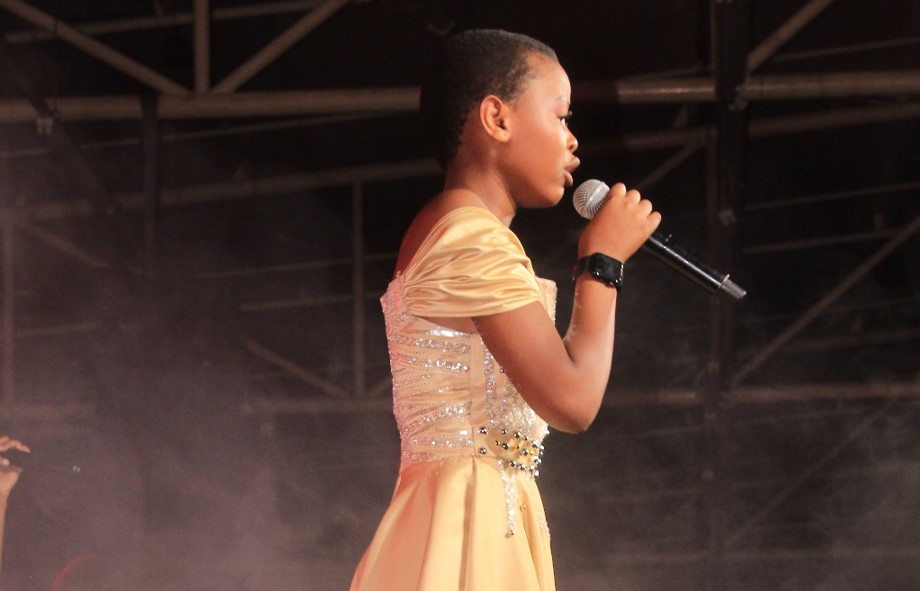 Hloniphile Mnisi the winner of the MOAGS Talent Search 2025.