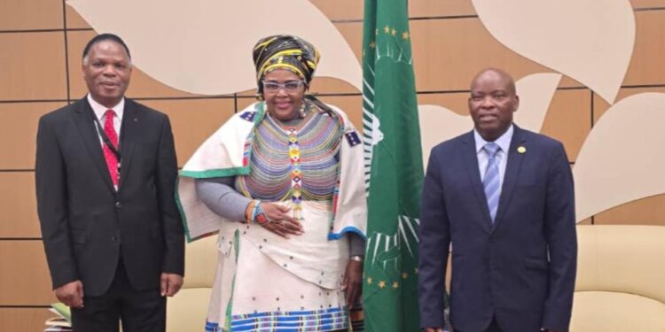 HRH Prince Lonkhokhela (left) with South Africa’s Minister of Water and Sanitation, Pemmy Majodina (centre), and African Union Commissioner Moses M. Vilakati (right) during the 3rd African Implementation and Partnership Conference on Water (PANAFCON-3) in Lusaka, Zambia.