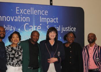 UFS Vice-Chancellor Prof. Hester C. Klopper pictured with Lesotho-based alumni during the UFS Alumni Connect event held in Maseru on 18 July 2025.