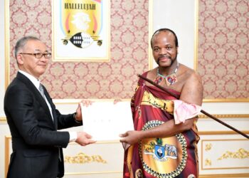 Japanese Ambassador Shimizu Fumio presents his letters of credence to His Majesty King Mswati III at Lozitha Palace on Tuesday.