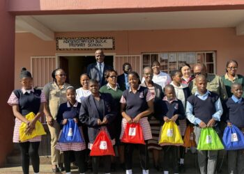 UNFPA Eswatini hands over dignity kits to learners at Vulamasango School to support hygiene and promote confidence among boys and girls.