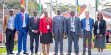 Minister Owen Nxumalo joins fellow delegates for a group photo at the STEMtastic Adventures! Africa Symposium in Nairobi, Kenya.