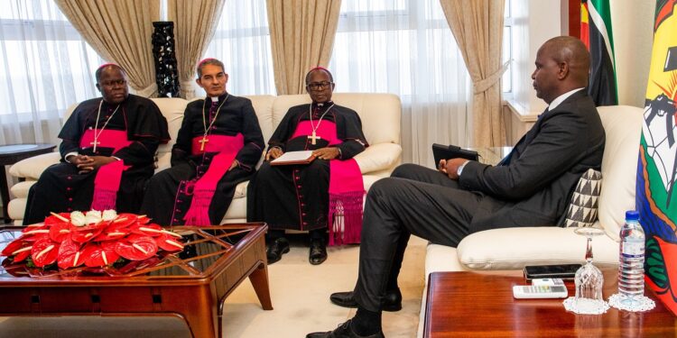 President Chapo in dialogue with the Episcopal Conference of Mozambique, discussing peace and inclusive development for the nation.