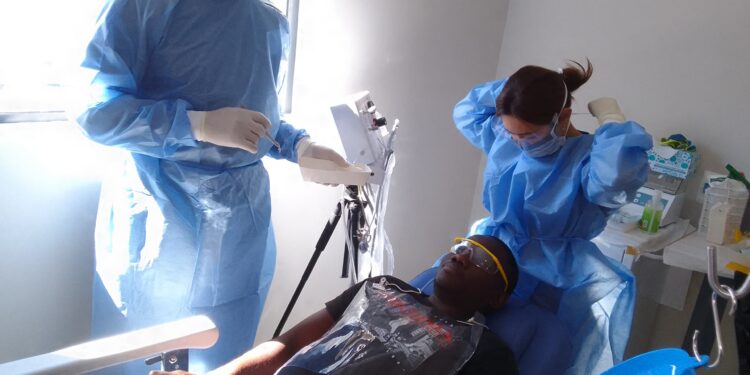 Singaporean doctors offer free treatment in Ezulwini