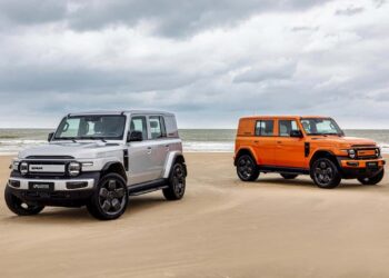 Retro-styled V23 is likely to be one of the models iCaur will bring to South Africa. Image: iCaur South Africa