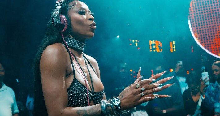 DJ Zinhle