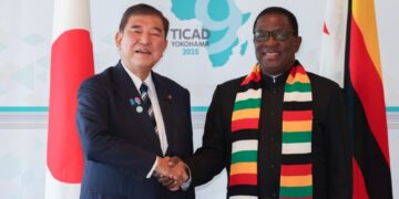 Japanese Prime Minister Ishiba Shigeru meets President Emmerson Mnangagwa in Tokyo during TICAD 9 to discuss economic and agricultural cooperation.