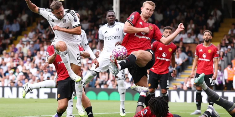 Amad Diallo fails to connect cleanly after a neat setup from Mason Mount during Manchester United’s draw with Fulham.