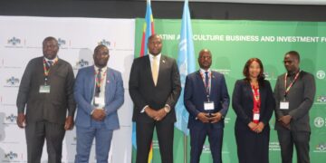 Prime Minister Russell Mmiso Dlamini (centre) poses with Minister of Agriculture and other officials during the National Agricultural Investment Indaba in Ezulwini.