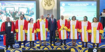 Elias Magosi takes oath after being reappointed for a second term as SADC Executive Secretary during the 45th Ordinary Summit in Madagascar.
