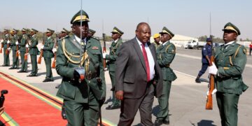 President Cyril Ramaphosa is welcomed at Robert Gabriel Mugabe International Airport by Zimbabwean officials