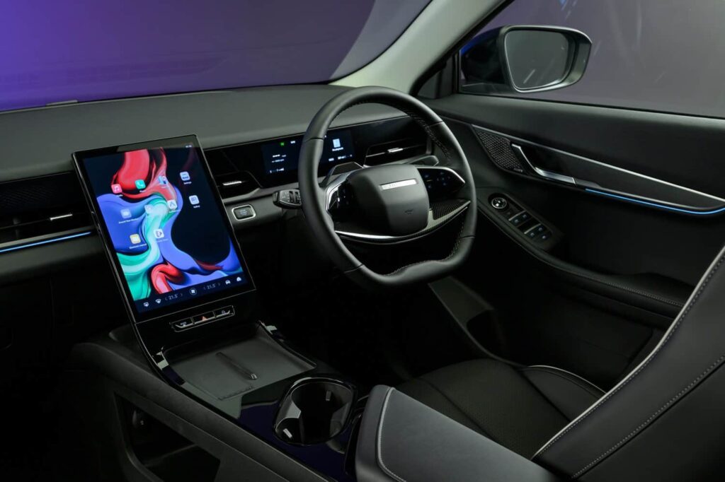 Jaecoo J5 coming to South Africa in September J5’s interior is dominated by a 13.2-inch central display. Image: Omoda & Jaecoo UK