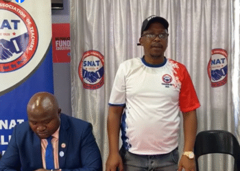 SNAT president (in white Tshirt) Mbonga Dlamini with SG Lot Vilakati during a press briefing in Manzini. | Pic: Xolani Mngomezulu