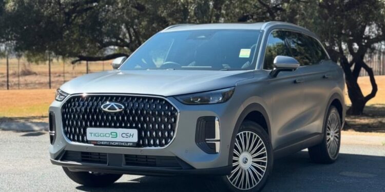 The new Chery Tiggo 9 plug-in hybrid showcased at Nasrec, combining luxury, performance, and cutting-edge hybrid technology. Photo: Khulekani on Wheels