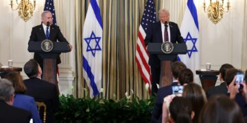 US President Donald Trump with Israeli Prime Minister Benjamin Netanyahu after presenting a possible Gaza peace deal in Washington. REUTERS/Jonathan Ernst