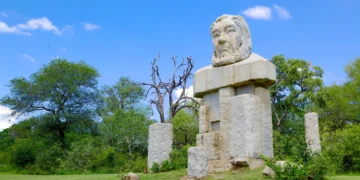The statue of Paul Kruger at the entrance of Kruger National Park