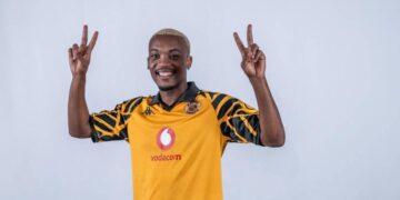 Khanyisa Mayo has joined Kaizer Chiefs but is unlikely to be available for Tuesday’s Betway Premiership clash with Sekhukhune. Picture – Kaizer Chiefs/Twitter