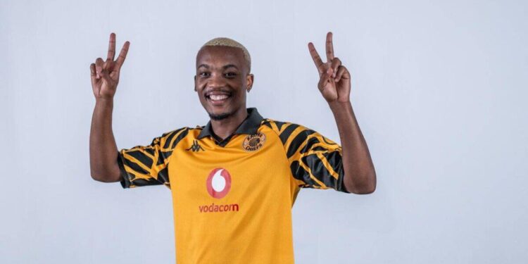 Khanyisa Mayo has joined Kaizer Chiefs but is unlikely to be available for Tuesday’s Betway Premiership clash with Sekhukhune. Picture – Kaizer Chiefs/Twitter