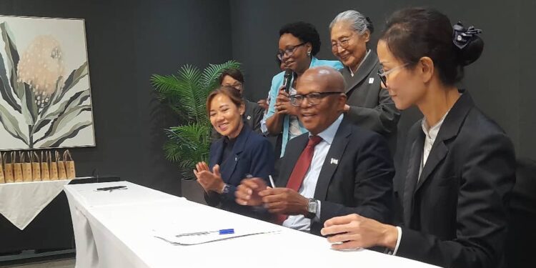 Ministry of Health PS Khanya Mabuza reacts after signing the MoU while the Tzu-Chi Foundation management looks on. | Pics, Nkosingiphile Myeni