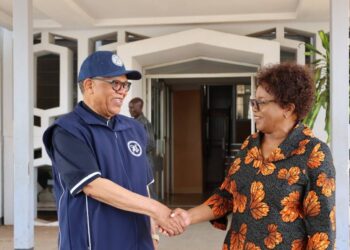 Hon. Themba Nhlanganiso Masuku shares a light moment with Malawi’s Minister of Foreign Affairs, Nancy Tembo, during a courtesy call in Lilongwe.