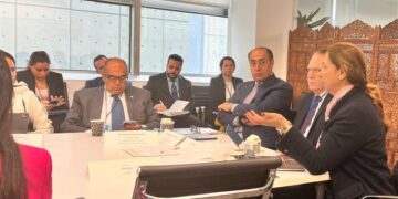 UNDP-RBAS, LAS, and ESCWA officials with Arab state representatives during the round table on Arab Vision 2045 at the UN Headquarters, New York, 26 September 2025.