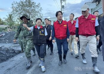 President Lai Ching-te (front, third left), Hualien County Magistrate Hsu Chen-wei (front, second left) and Central Emergency Operation Center chief coordinator Chi Lien-cheng (front first right) inspect damages in Hualien County's Guangfu Township on Sunday. CNA photo Oct. 5, 2025