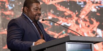 Minister of Economy Basílio Zefanias Muhate at the UAE-Africa Debate 2025 organized by Africa Invest in Dubai, United Arab Emirates, September 30. Photo by X/@basiliomuhate