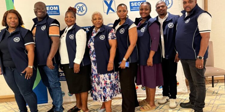 Eswatini observers, led by Thobile Dlamini, prepare to join the SADC Electoral Observation Mission in Tanzania. Photo by The Ministry of Economic Planning and Development