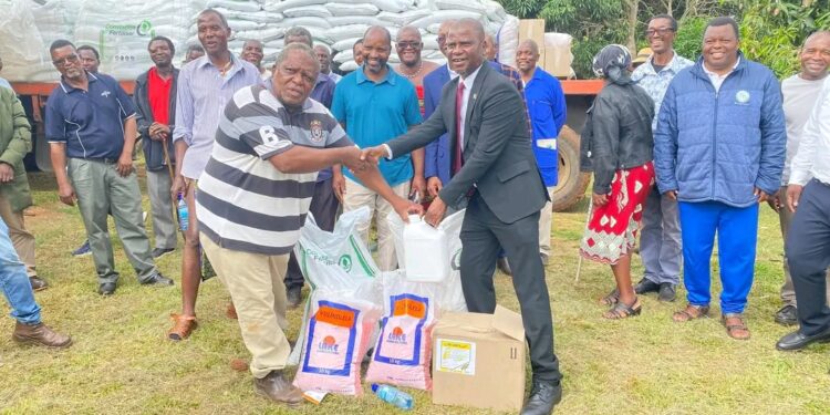 Minister of Agriculture, Mandla Tshawuka launches fund.