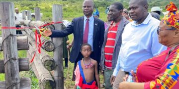 Minister of Agriculture, Mandla Tshawuka officiating.
