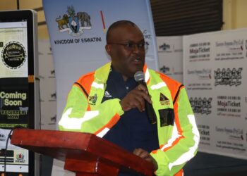 Thulani Mkhaliphi, Principal Secretary of the Ministry of Public Works and Transport, addresses attendees at an October event. Photo by Sincephetelo MVA Fund.