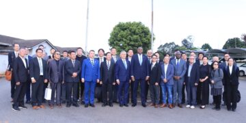 Prime Minister Russell Mmiso Dlamini with the delegation of investors from the Republic of China, Taiwan, during a courtesy visit at the Private and Cabinet Office in Mbabane.