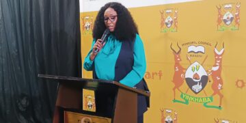 Manzini CEO Lungile Dlamini addressing the city's ratepayers during the city's AGM. (Pic: Xolani Mngomezulu)