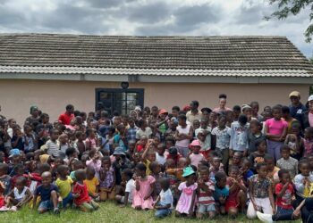 Smiles and joy as One Accord Eswatini shares love and support with over 140 children at Ka-Shali Gogo Centre. Photo credit: One Accord Eswatini