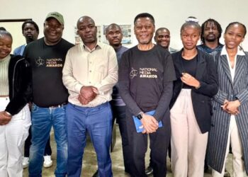 Zethu Dlamini, Chief Growth Officer of MARC, Lwazi Dlamini, President of ENAJ, EEF Secretary-General Jabu Matsebula, Wezizwe Ginindza, Mfanasibili Sihlongoanye, Publisher of Independent News, and the Independent News team gather for a photo during the National Media Awards briefing. Photo credit MARC