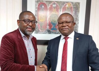 Minister Manqoba Khumalo meets World Vision Eswatini National Director Amos Zaindi to discuss boosting community entrepreneurship and economic development.