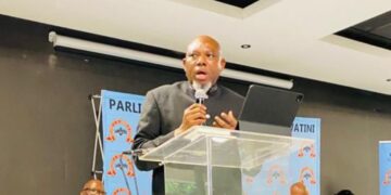 Apostle John Sagoe delivering a prophetic message